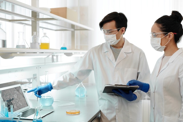 Demystifying AI in Drug Discovery: Transforming Pharma R&D